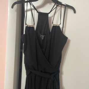BLACK GUESS DRESS - never worn- NWT SIZE :medium